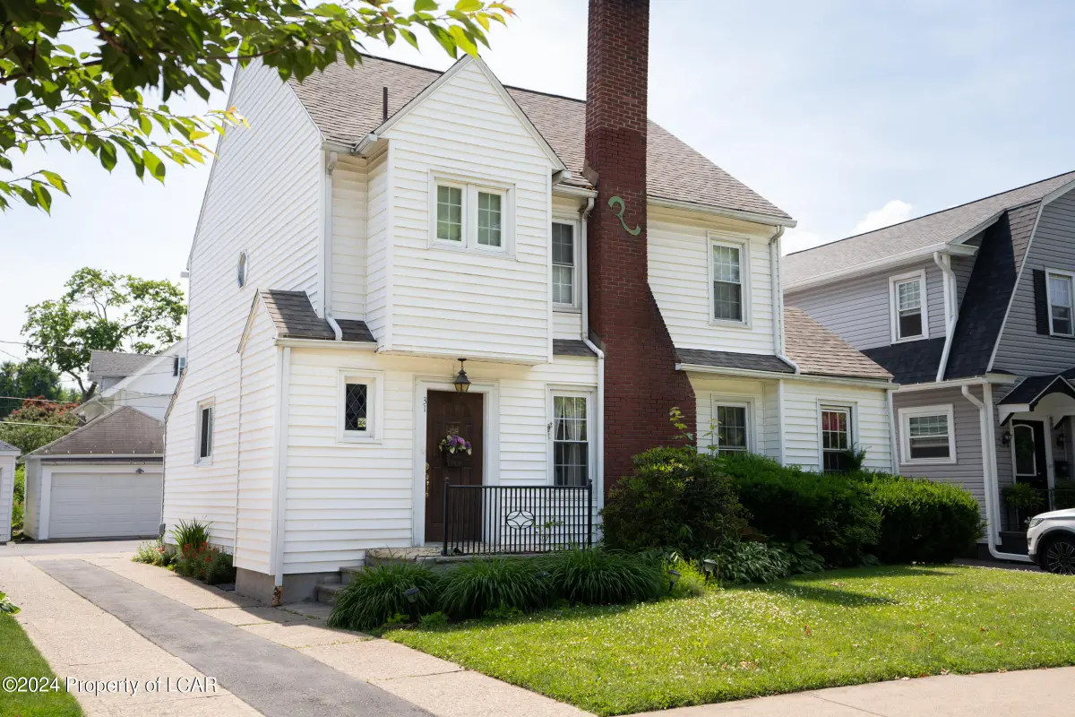 31 E Pettebone Street, Forty Fort in Forty Fort