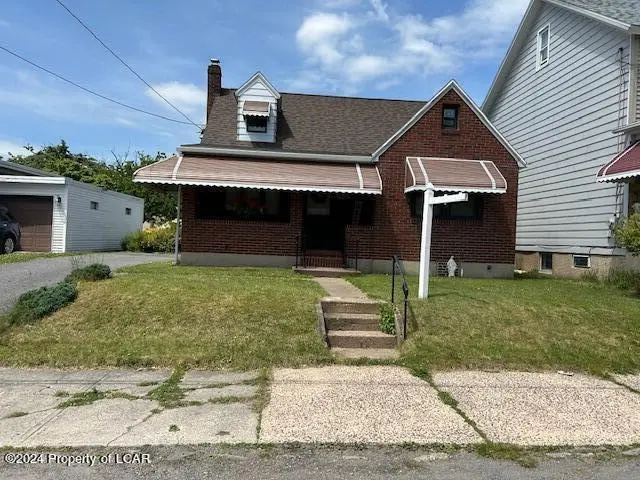 994 N Locust Street, Hazleton in Hazleton