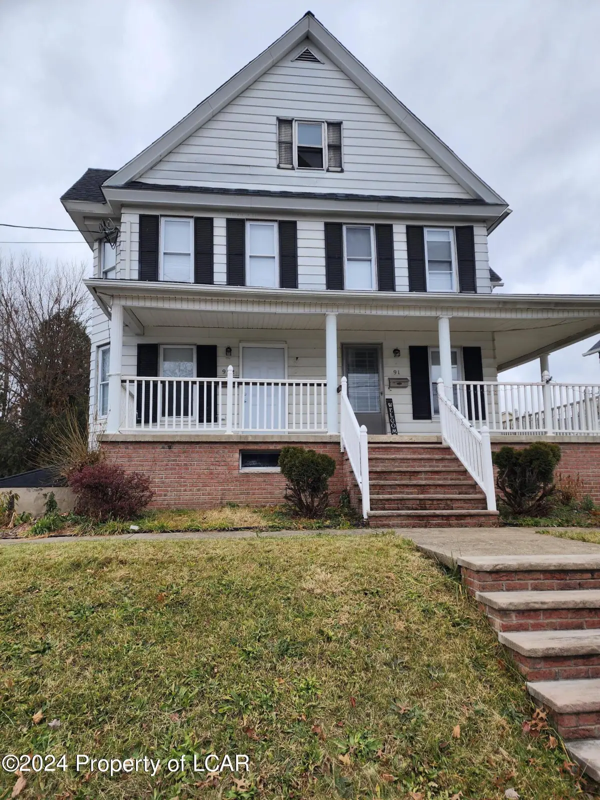 91 Center Street, Hughestown in Hughestown
