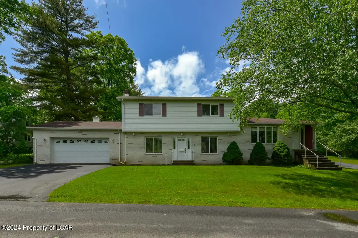 150 Hillcrest Avenue, Shavertown in Shavertown