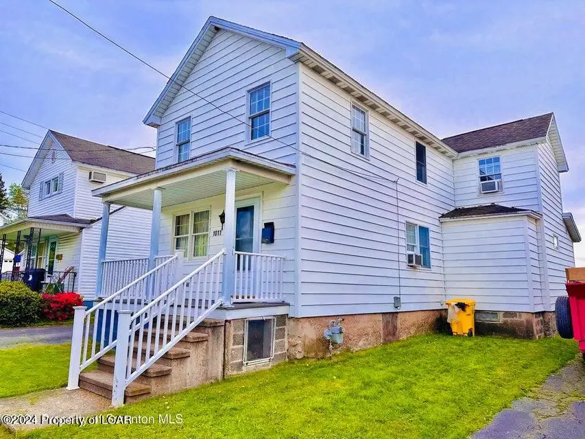 1011 Line Street, Archbald in Archbald