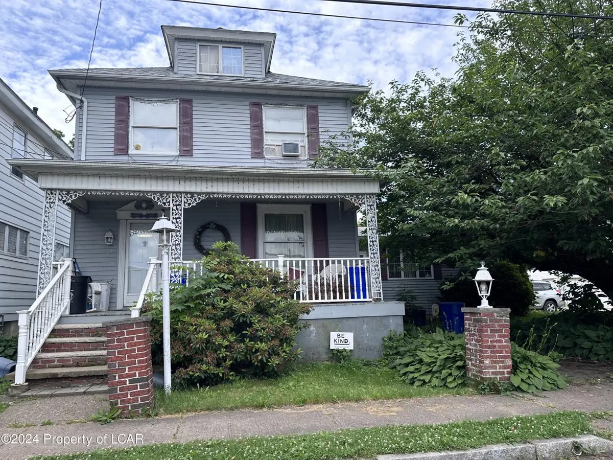 14 Dauphin Street, Wilkes-Barre in Wilkes-Barre