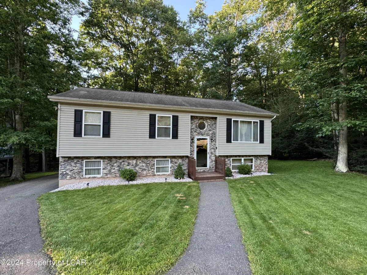 213 Buck Ridge Drive, Drums in Drums