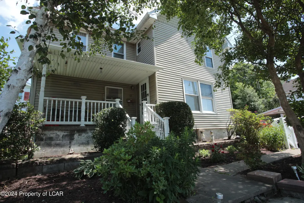 12 Ford Street, Pittston Township in Pittston Township
