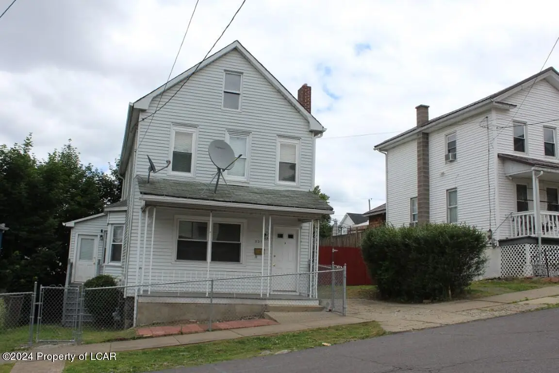 221 S Hanover Street, Nanticoke in Nanticoke