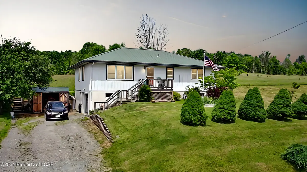 2715 Bennett Road, Hop Bottom in Hop Bottom