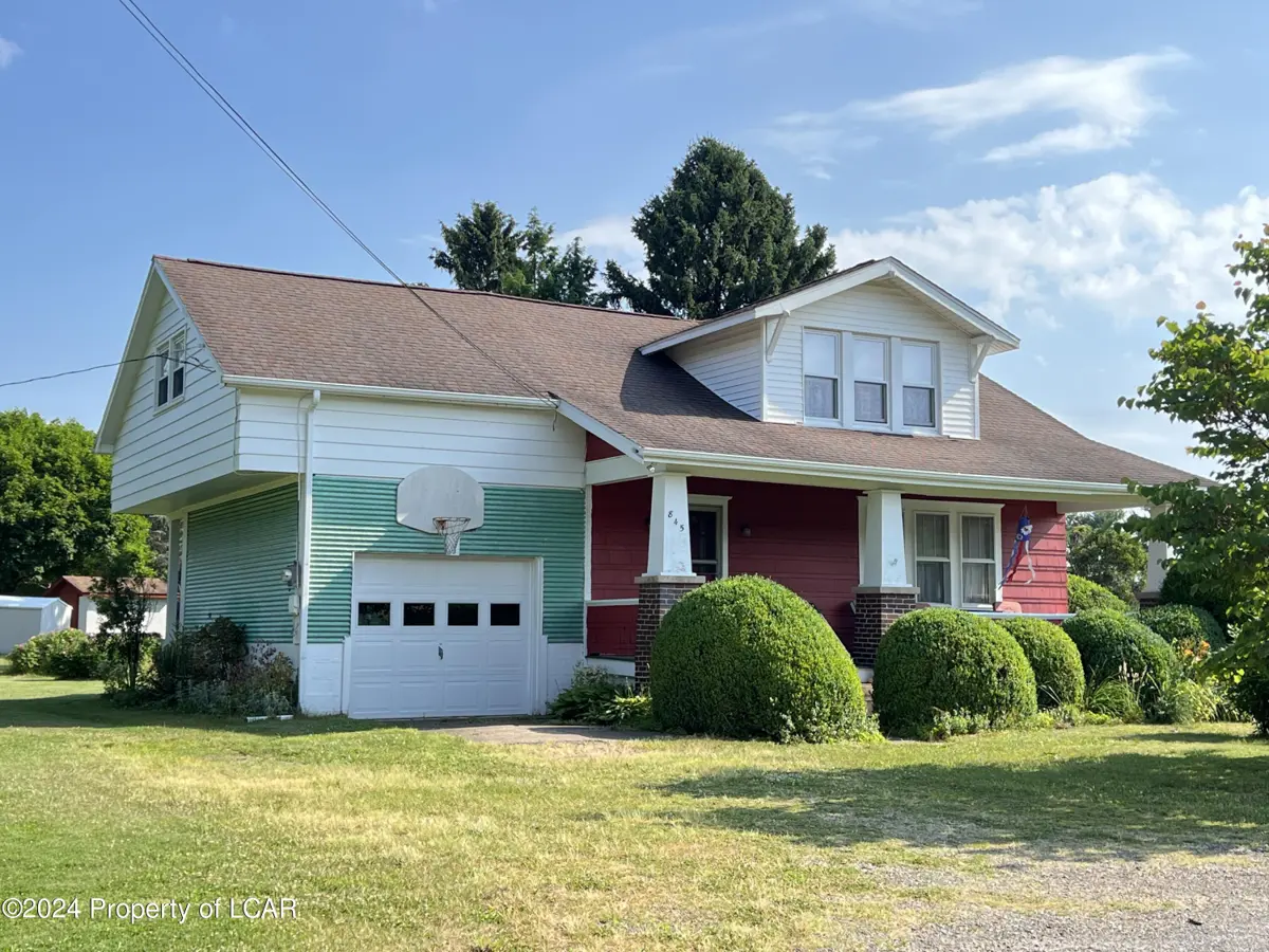 845 W County Road, Sugarloaf in Sugarloaf