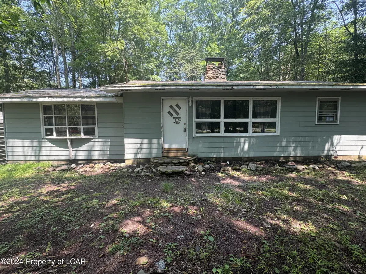 6026 Beech Road, White Haven - 2 bed - 2 bath - 1,368 SF