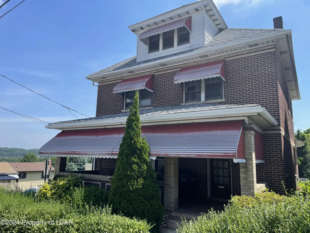 883 N Laurel Street, Hazleton in Hazleton