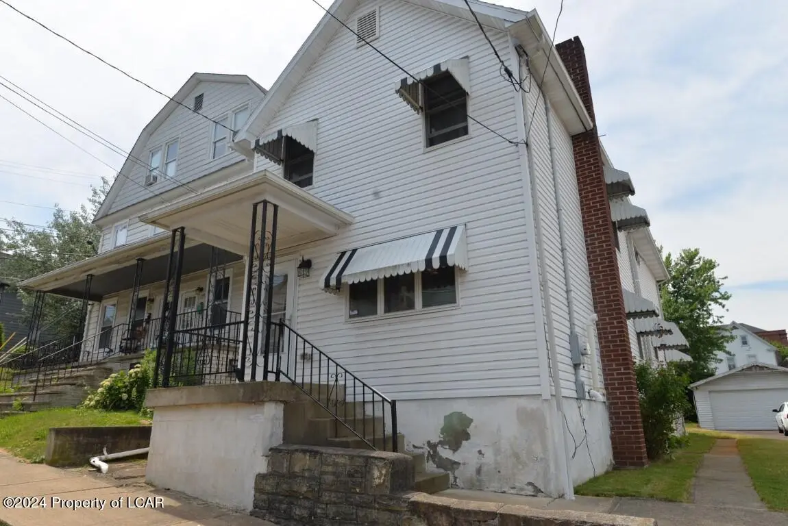 177 McLean Street, Wilkes-Barre in Wilkes-Barre