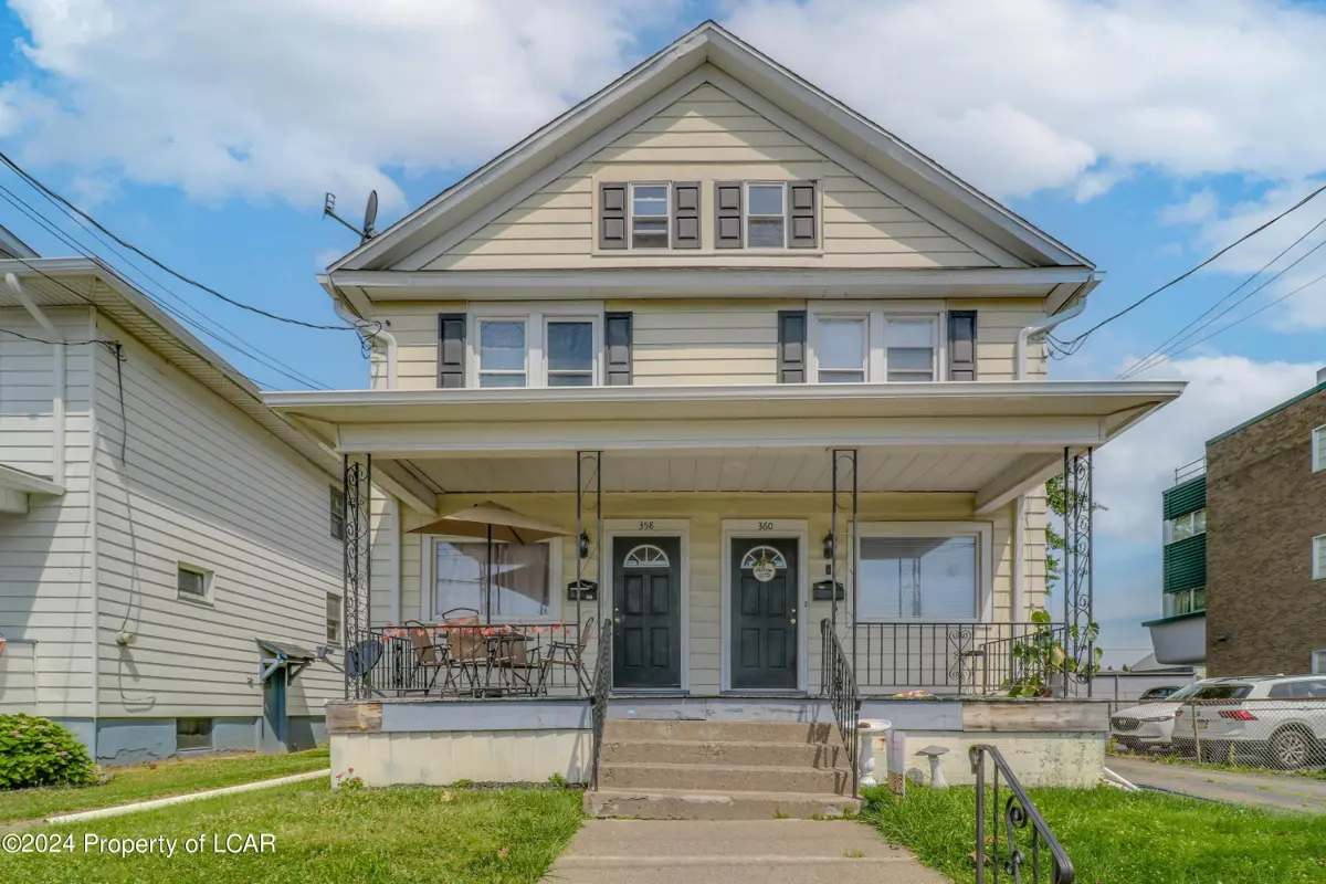 358-360 Tioga Avenue, Kingston in Kingston