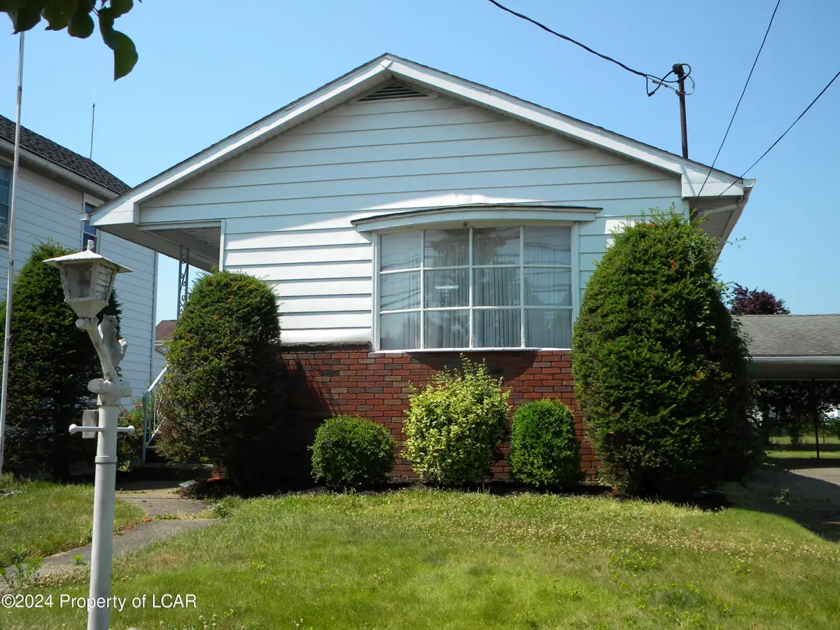 605 Exeter Avenue, West Pittston in West Pittston