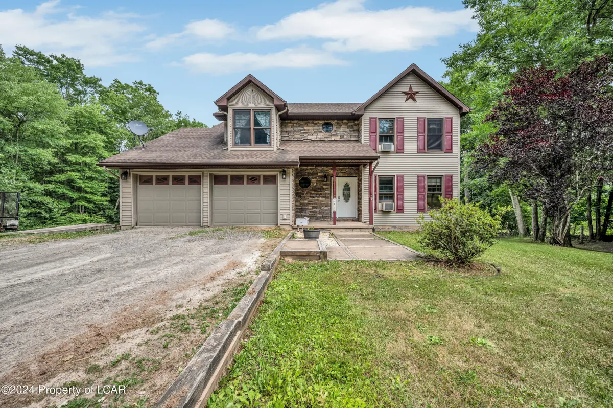 433 Old Tavern Road, Hunlock Creek in Hunlock Creek