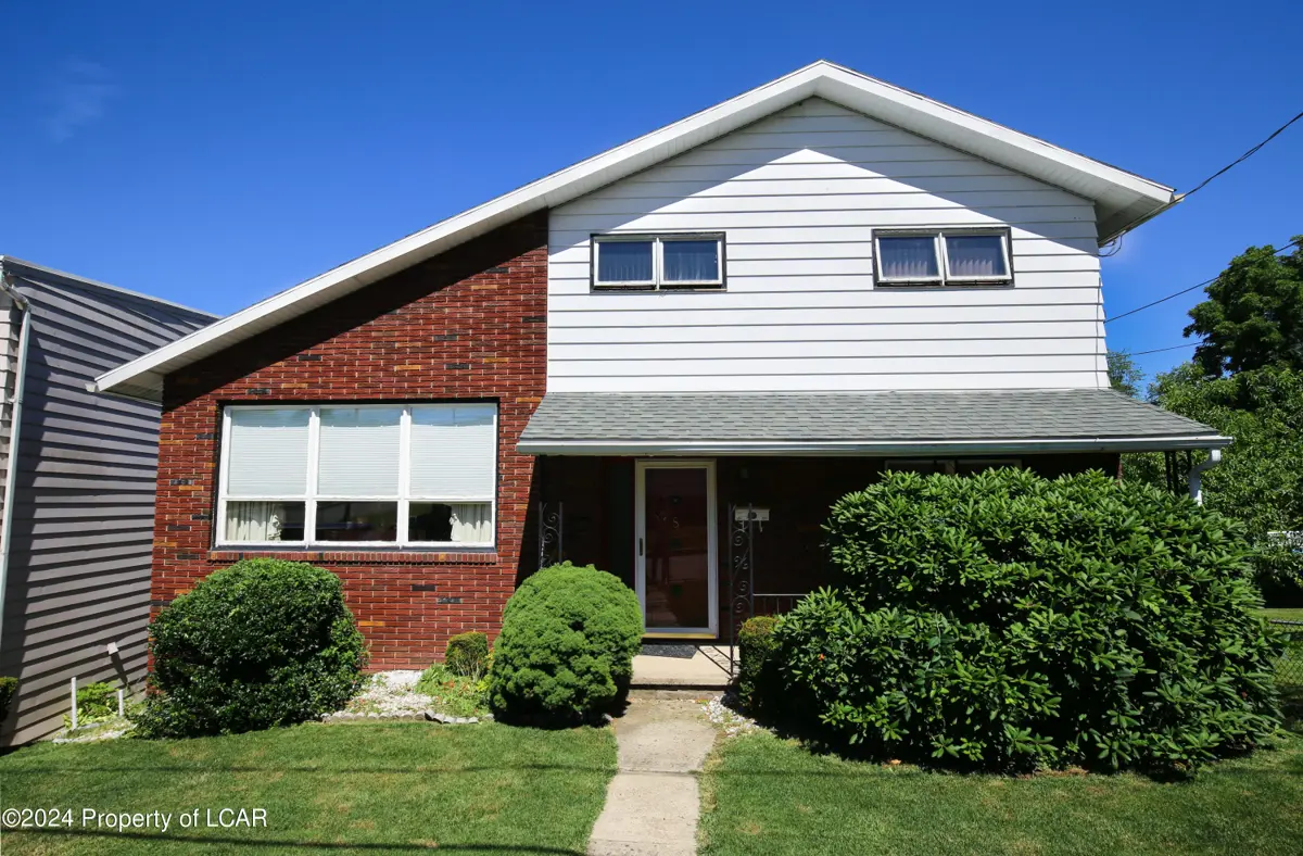 8 Yale Street, Wilkes-Barre in Wilkes-Barre