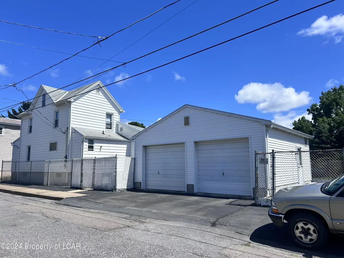922 N Lafayette Court, Hazleton in Hazleton