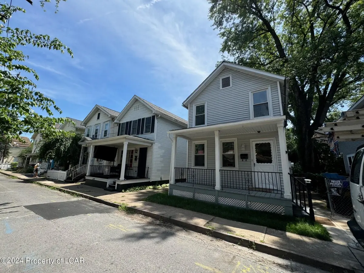 16 Magnolia Avenue, Wilkes-Barre in Wilkes-Barre