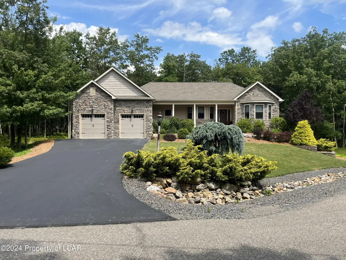 5 Kendall Circle, Hazleton in Hazleton