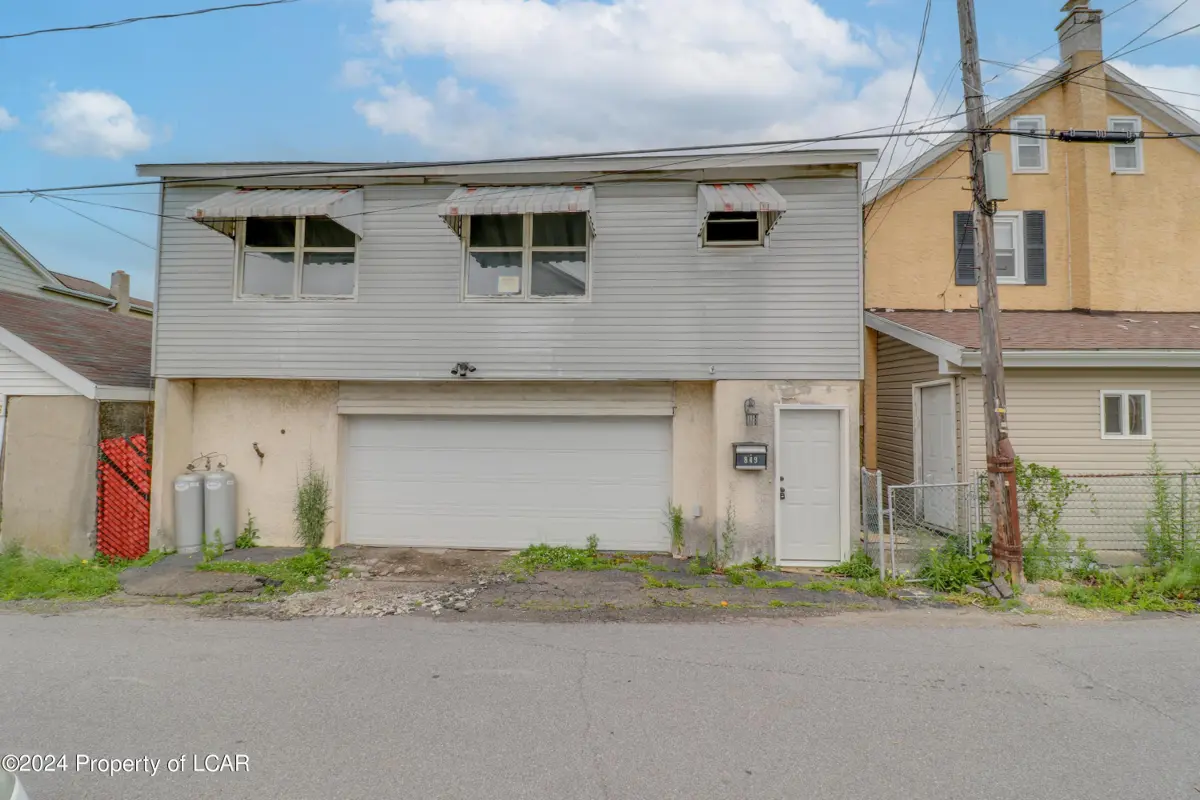849 Emerald Court, Hazleton in Hazleton