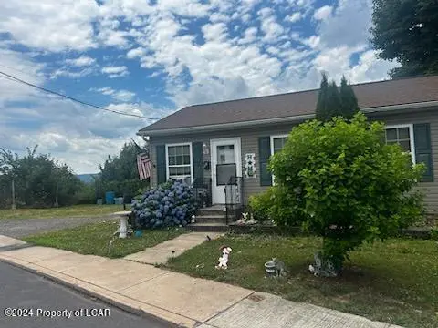 6-8 Cliff Street, Pittston in Pittston