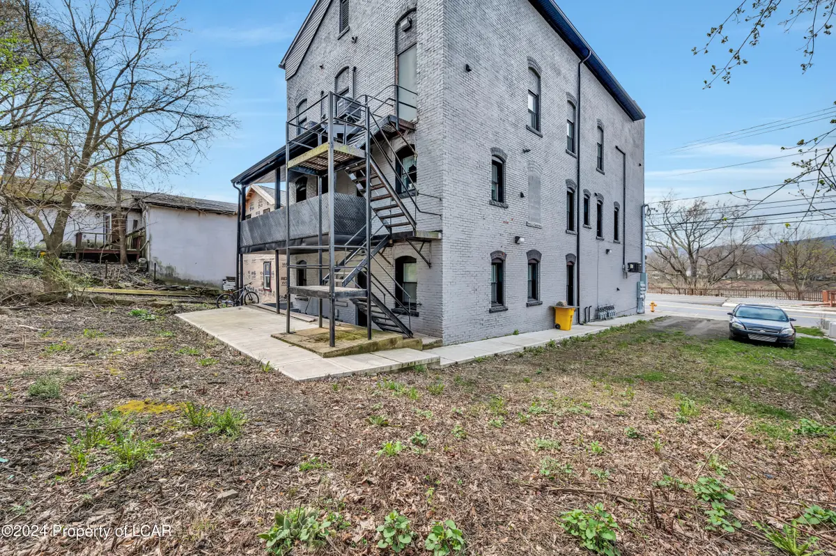 183 N Main Street, Pittston in Pittston