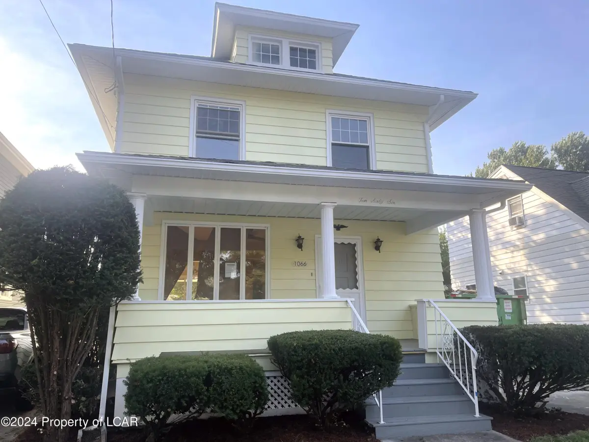 1066 Murray Street, Forty Fort - 3 bed - 2 bath - 1,830 SF