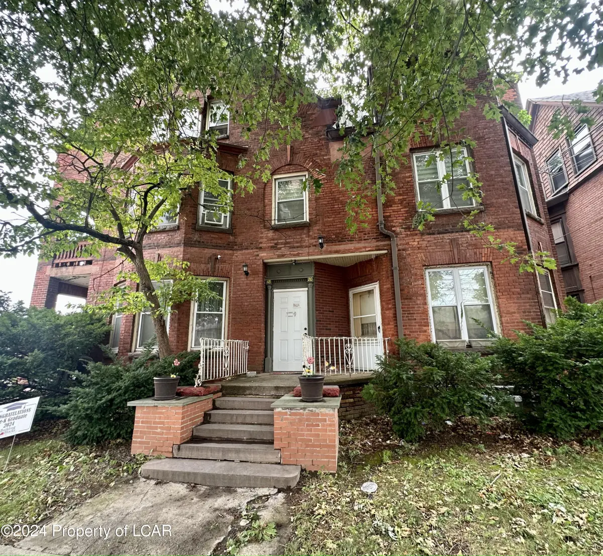 18-20 W Ross Street, Wilkes-Barre in Wilkes-Barre