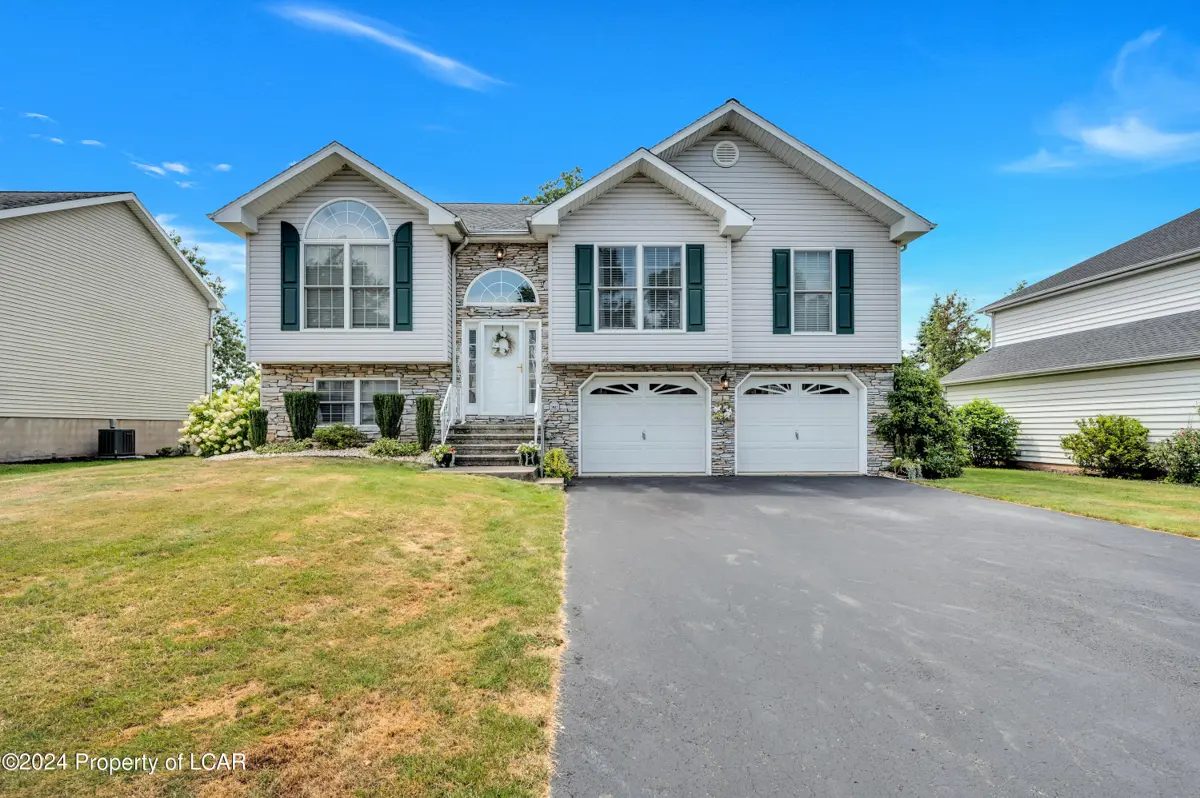 114 Brook Hollow Road, Mountain Top in Mountain Top