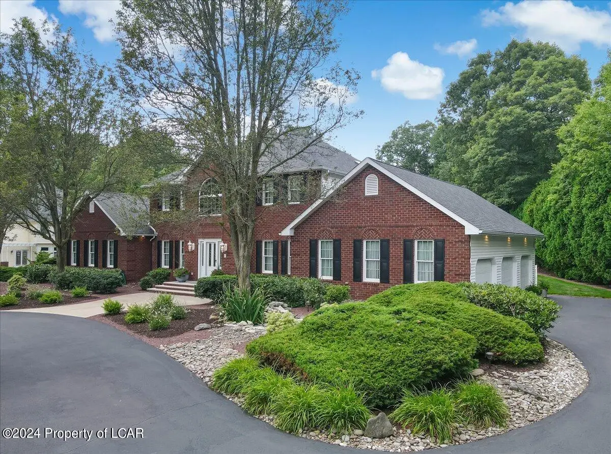 298 Hemlock Terrace, Mountain Top in Mountain Top