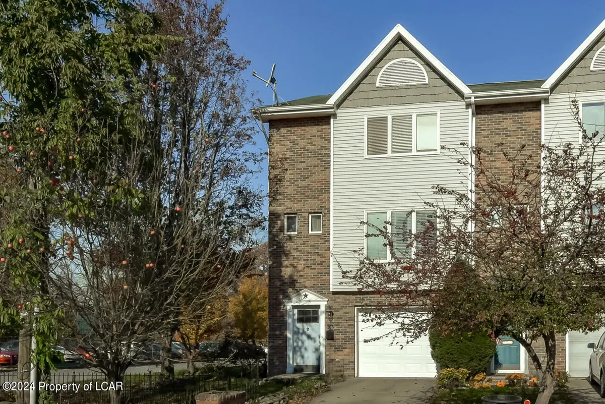 169 3rd Avenue, Kingston in Kingston