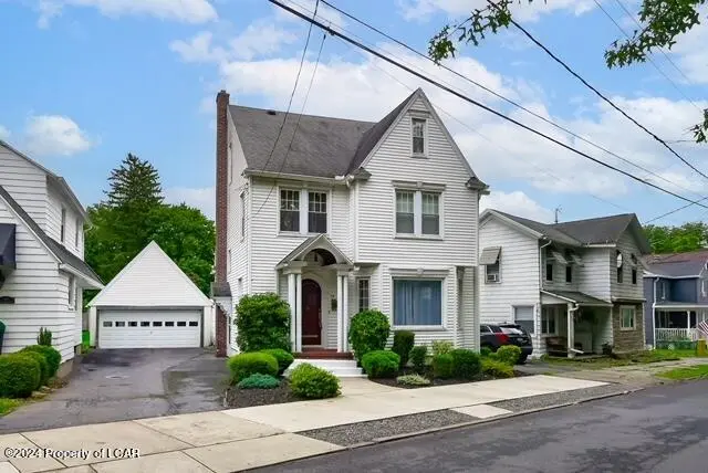 36 Montgomery Avenue, West Pittston in West Pittston
