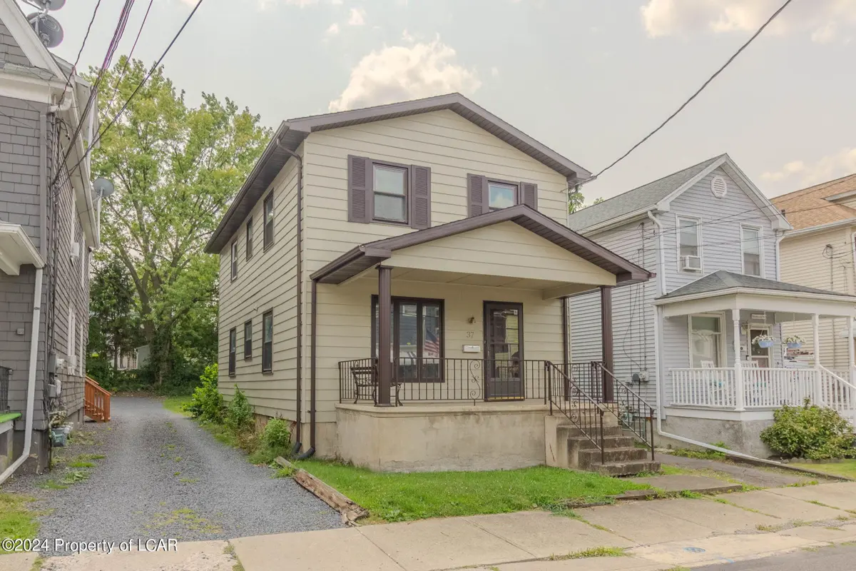 37 Knox Street, Hanover Township in Hanover Township