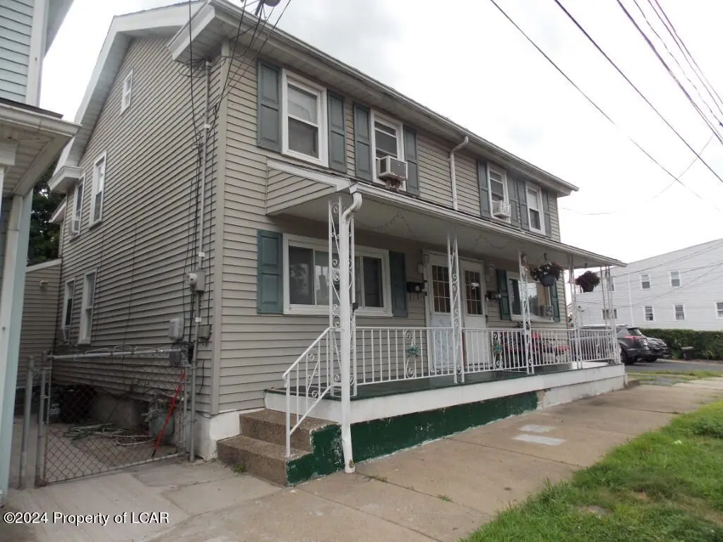 31-33 Glen Street, Wilkes-Barre in Wilkes-Barre