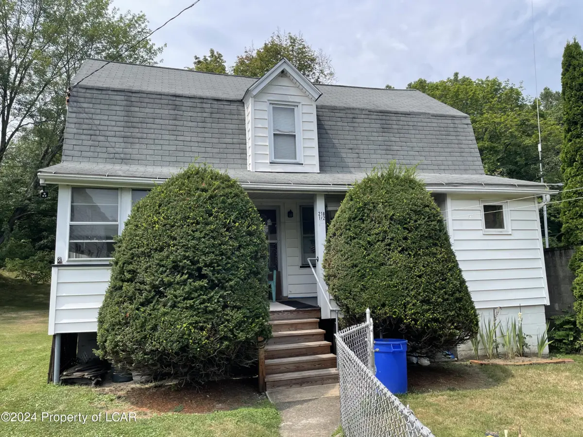 218 1/2 Boland Avenue, Hanover Township in Hanover Township