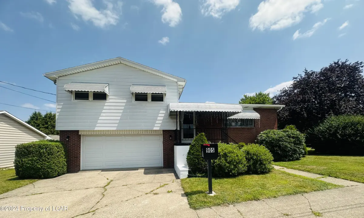 905 Roosevelt Street, Hazle Township in Hazle Township