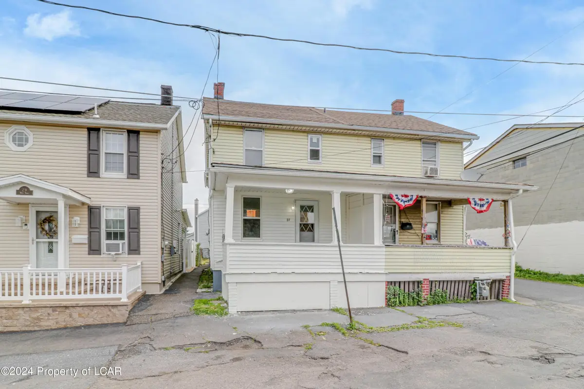 27 W Noble Street, Hazleton in Hazleton