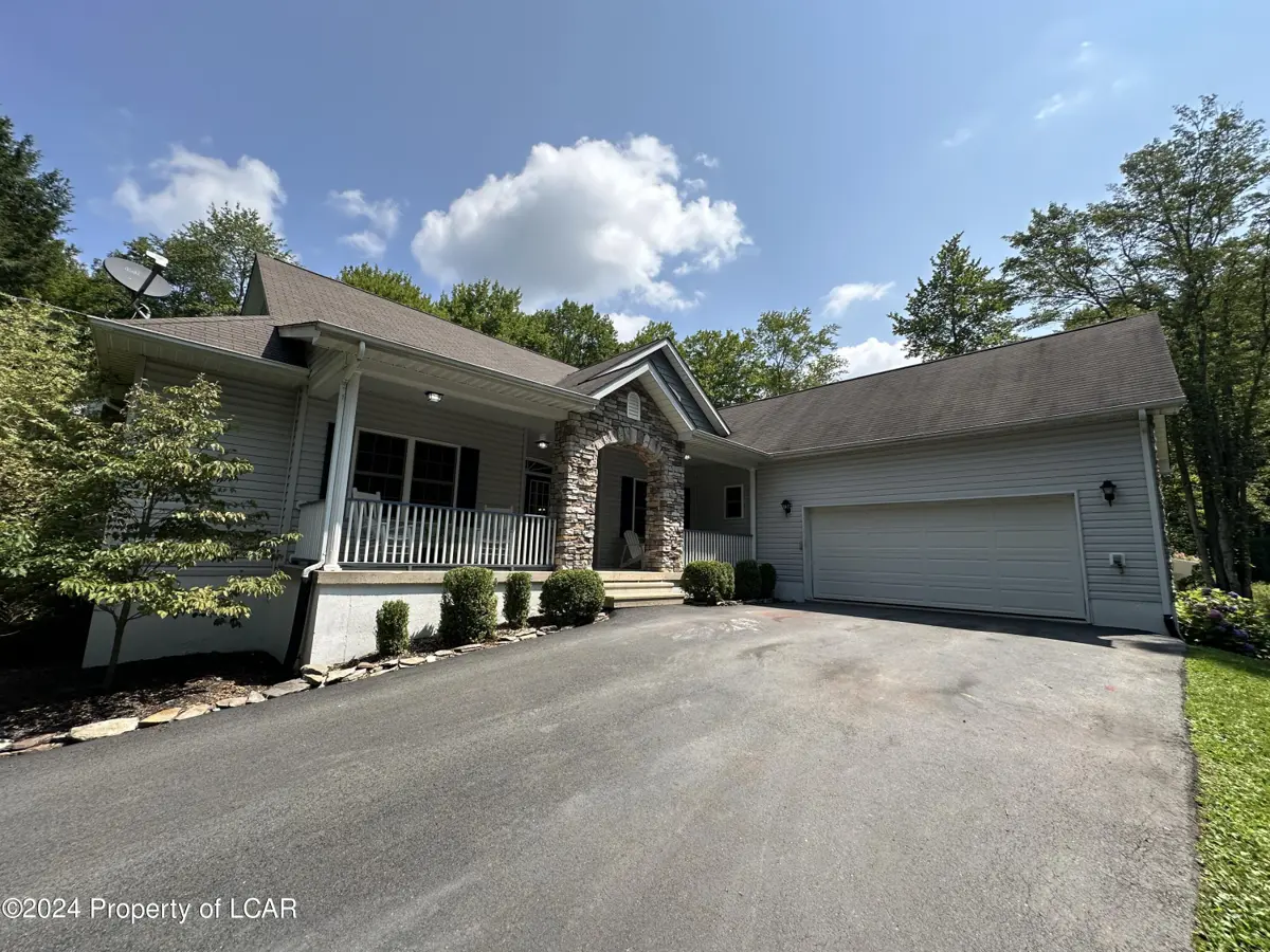 104 Embill Drive, Blakeslee in Blakeslee