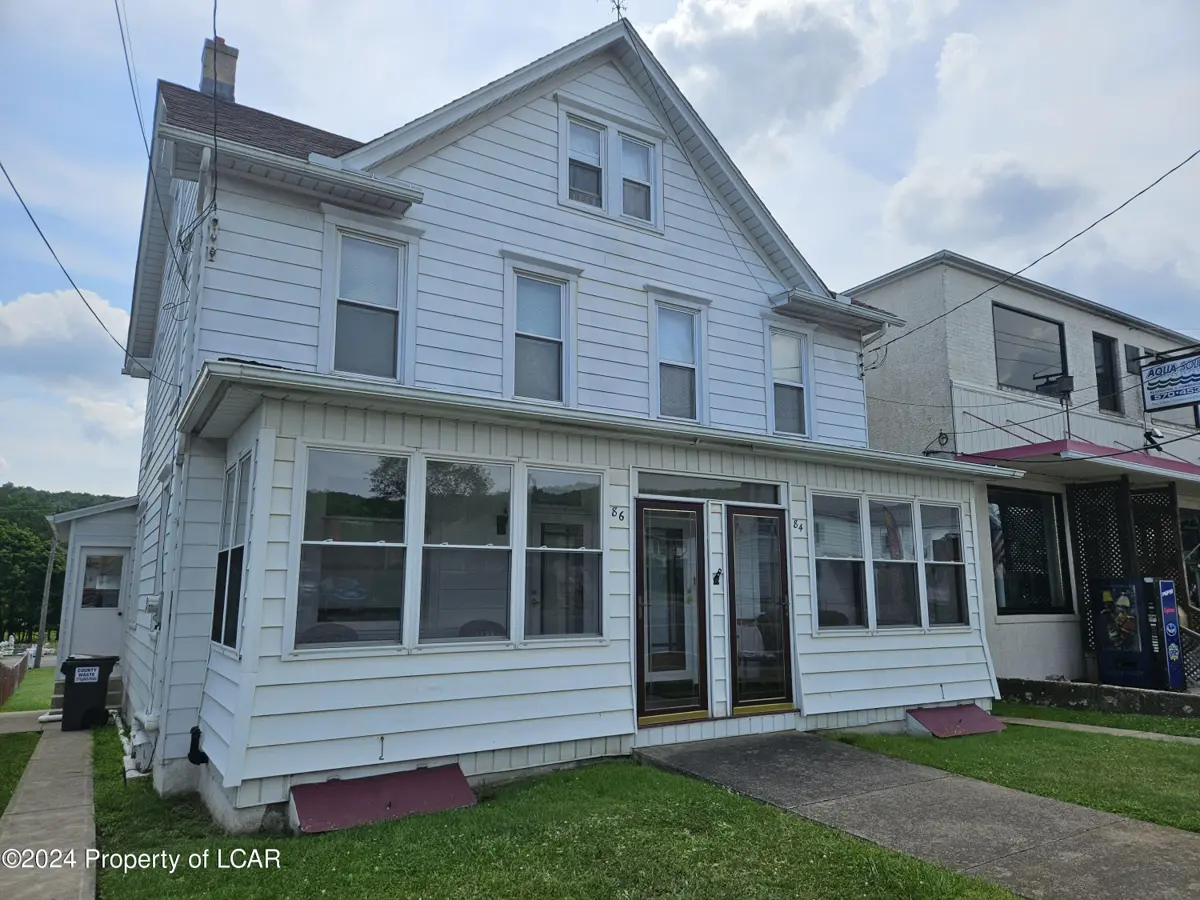 84 Broad Street, Beaver Meadows in Beaver Meadows