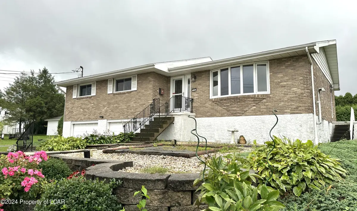 536 W 24th Street, Hazle Township in Hazle Township