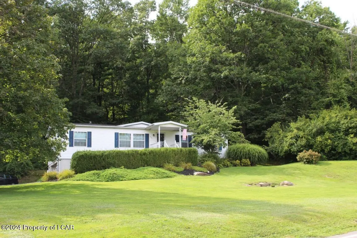 1321 Mountain Road, Larksville in Larksville