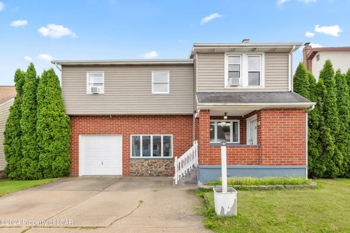 436 Muir Avenue, Hazleton in Hazleton