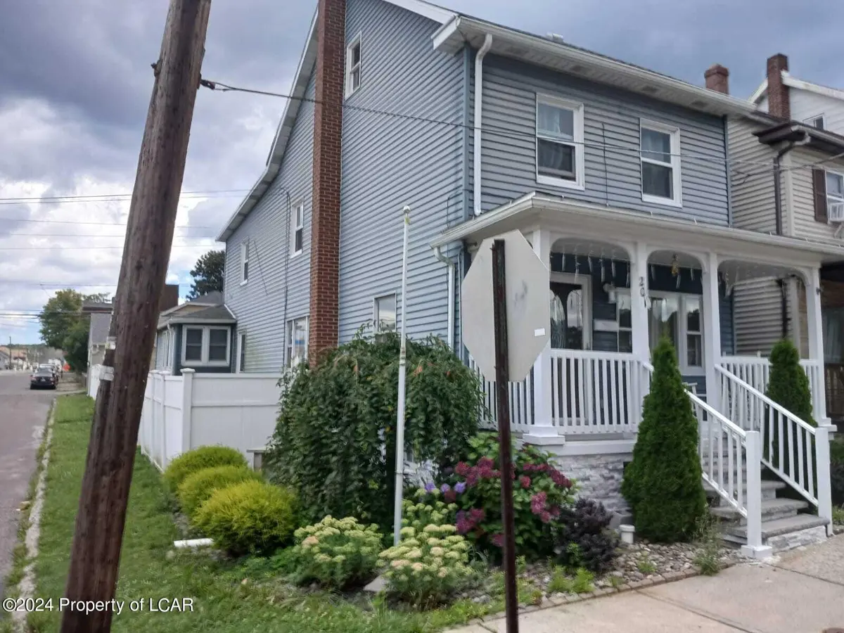201 S Hancock Street, McAdoo in McAdoo
