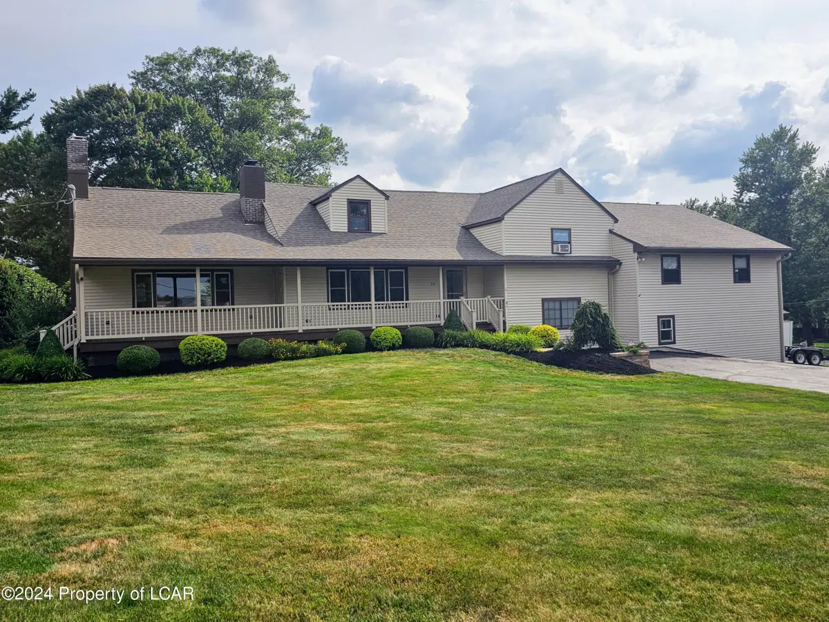 78 Grandview Avenue, Dallas in Dallas