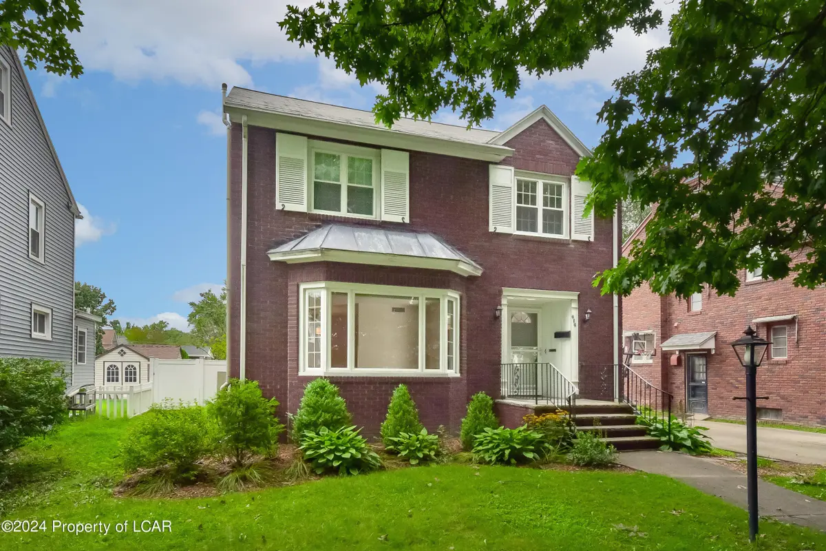 626 Meadowland Avenue, Kingston in Kingston