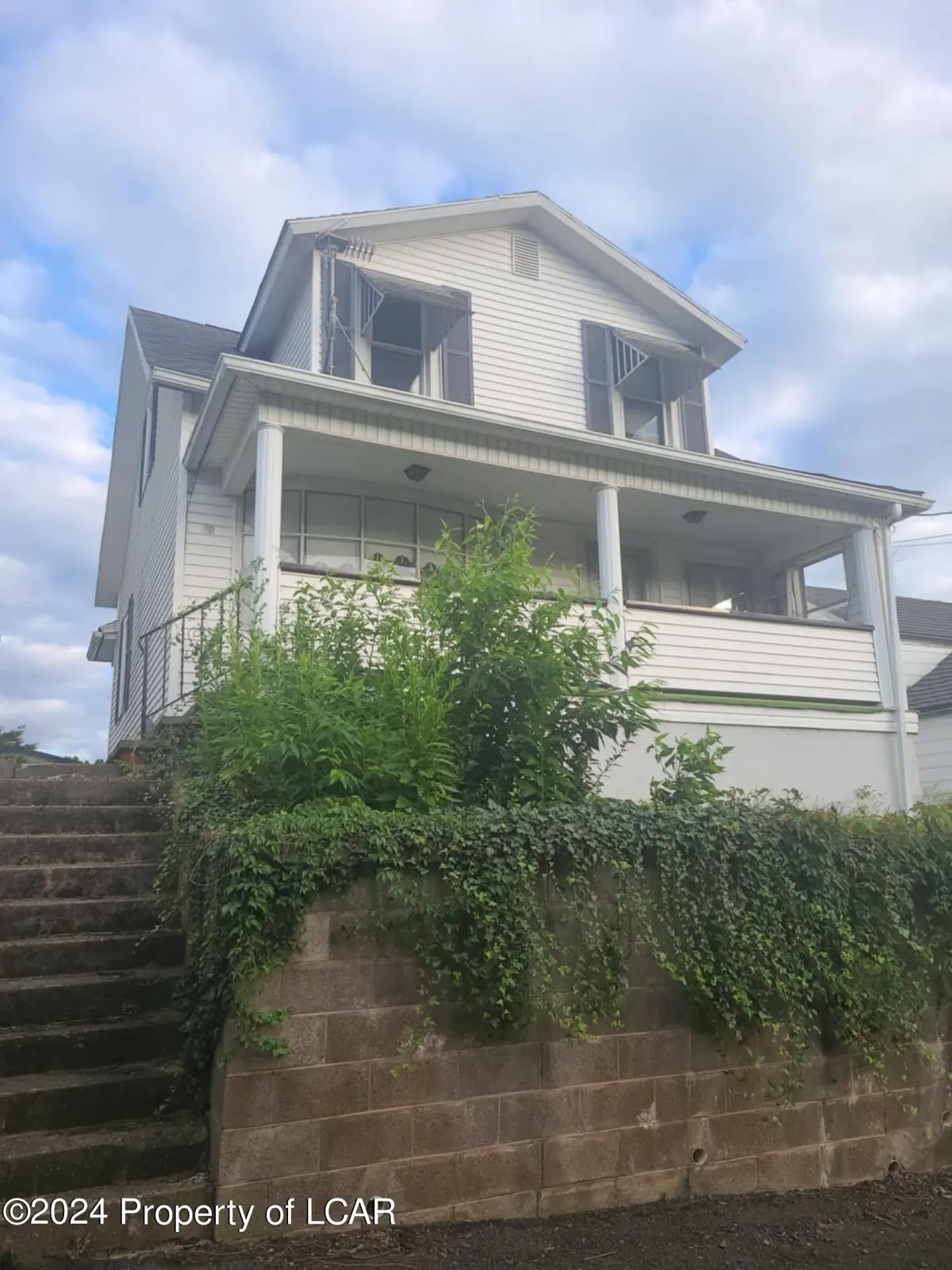 92 Diamond Avenue, Hanover Township in Hanover Township