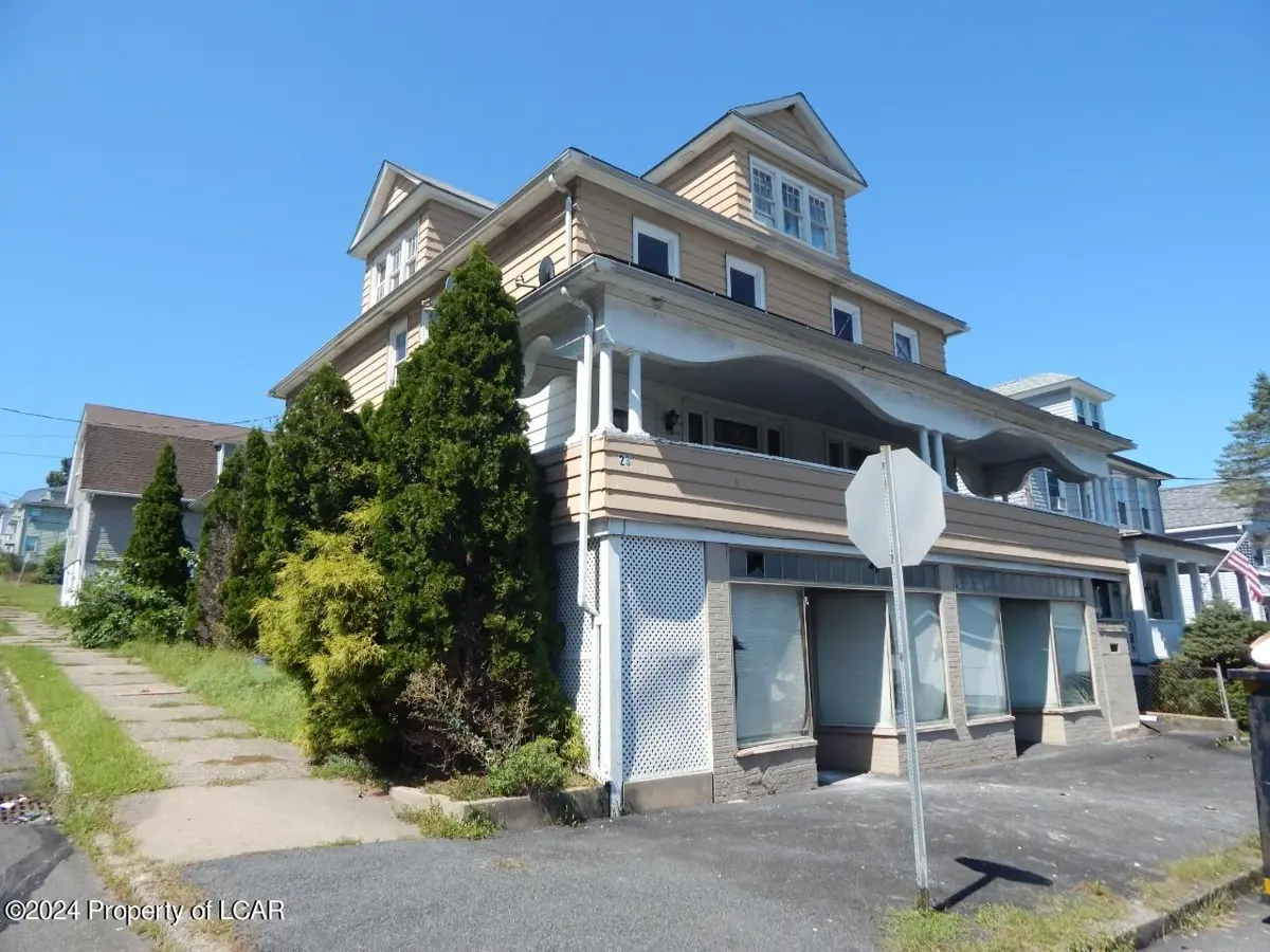 21-23 Everhart Street, Hanover Township in Hanover Township