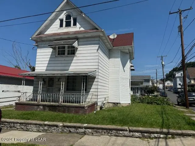 38 E Columbus Street, Pittston in Pittston