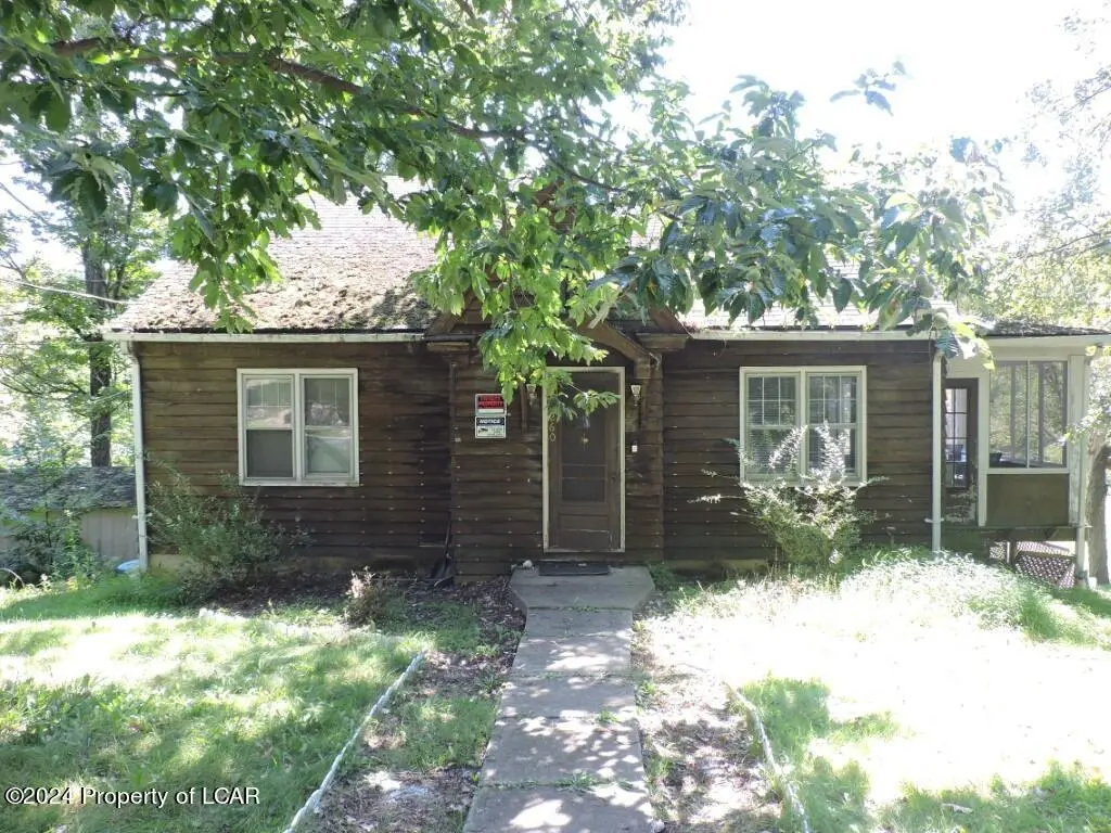 1260 Sutton Creek Road, Dallas in Dallas