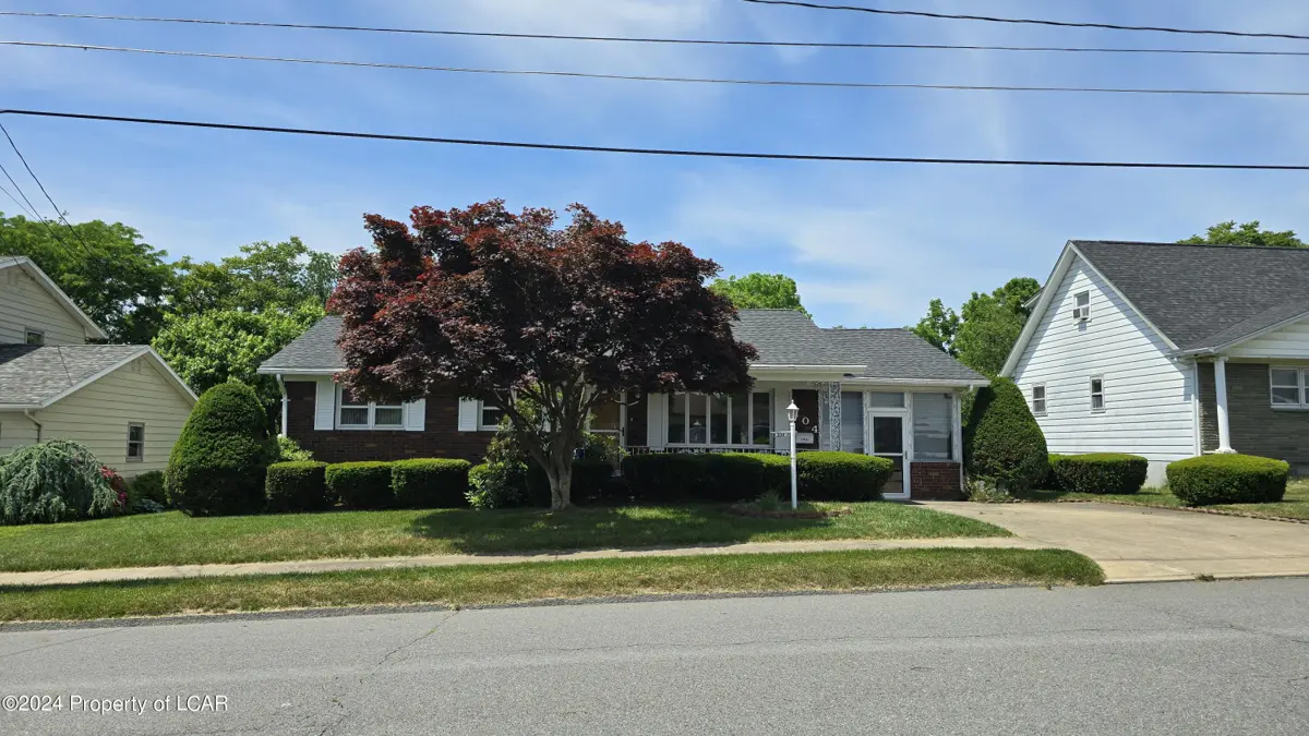 104 Parkcrest Drive, Duryea in Duryea
