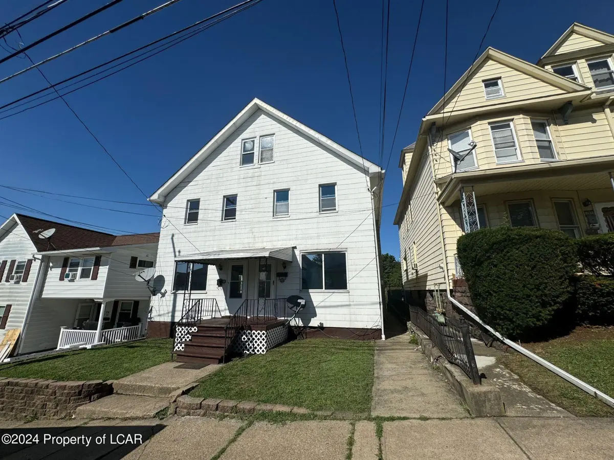 180 McLean Street, Wilkes-Barre in Wilkes-Barre