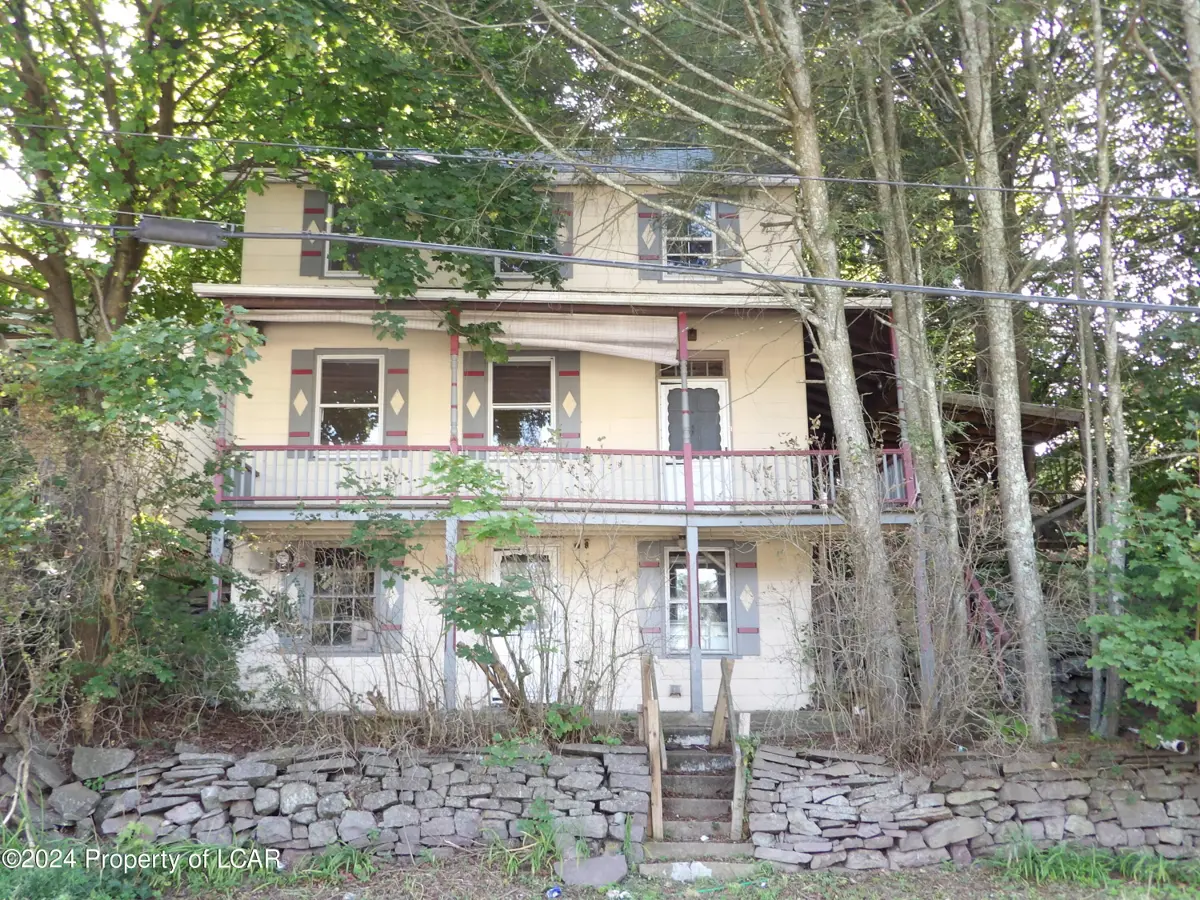 7 Walnut Street, White Haven in White Haven